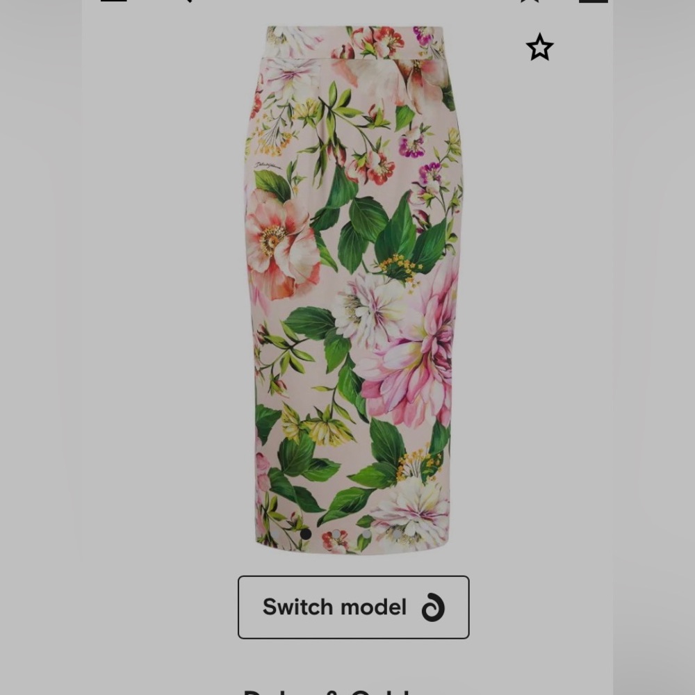 Dolce & Gabbana midi high waist pencil skirt, peony print. Like new. Silk.